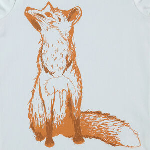 Camiseta con cuello chimenea y estampado 