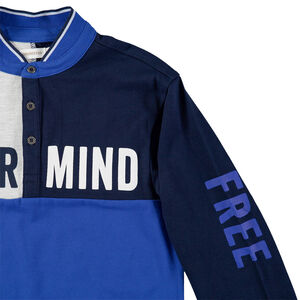 Júnior - Polo de manga larga tricolor con inscripciones que contrastan 