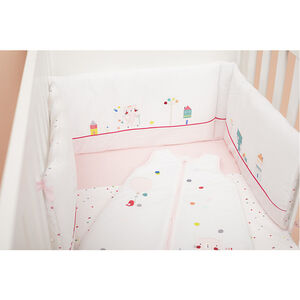 Protector de cuna 3 lados de terciopleo con personajes coloridos y nudos.  