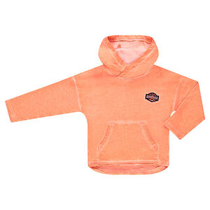 Sudadera con capucha de felpa teñida con parche cosido y forma de escudo 