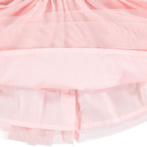 Vestido rosa de fiesta de dos materiales con tul y volantes 