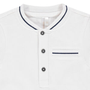 Polo de manga corta de algodón ecológico con rayas que contrastan 