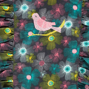 Vestido sin mangas con flores all over y pájaro bordado 