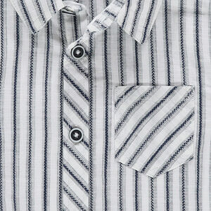 Camisa de manga larga a rayas con mangas que se pueden recoger 