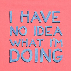 Conjunto con camiseta de manga corta y bermudas con banda que contrasta 