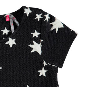 Vestido de manga corta de punto de fantasía con estrellas que contrastan 