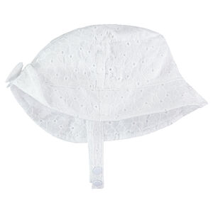 Charlotte en broderie anglaise 