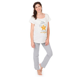 Casmieta homewear de premamá con inscripciones estampadas y estrella 