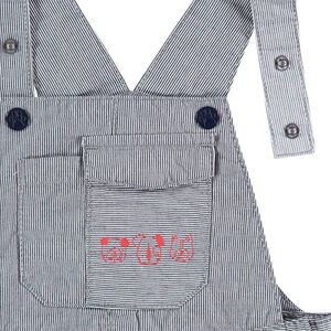 Peto corto con micro rayas y animales estampados 