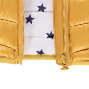 Anorak light*, impermeable y acolchado con capucha y bolsa de almacenamiento estampada 