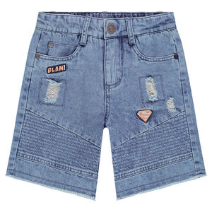 Bermudas vaqueras efecto arrugado con texto estampado en la parte trasera 