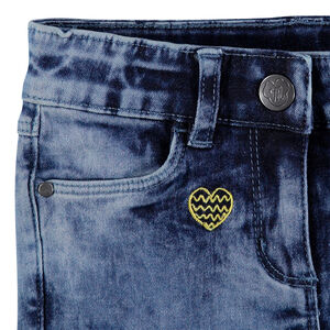Pantalón corto con efecto vaquero desgastado con parches Minnie ©Disney 