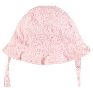 Sombrero tipo charlotte con flores bordadas del mismo color 