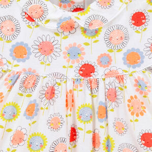 Vestido de volantes con estampado de flores 