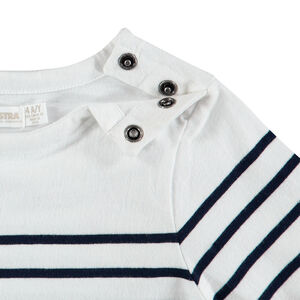 Marinera de punto con rayas que contrastan  