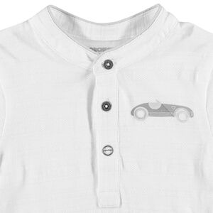 Polo de manga corta con efecto de rayas y coche estampado 