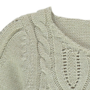Pull court en tricot torsadé 