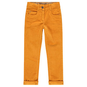  Pantalón de terciopelo liso con efecto arrugado 