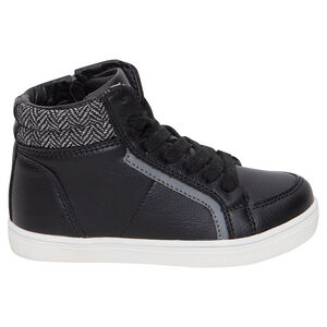 Zapatillas subidas con cordones y tirilla con chevrones 