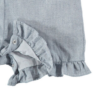 Peto corto de punto de fantasía con tirantes finos bordados y corazón cosido 