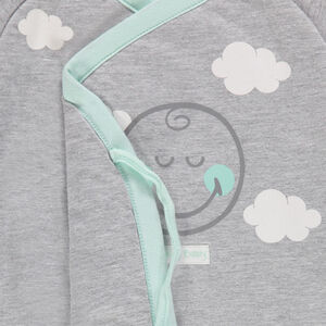 Conjunto de camiseta y pantalón con estampados ©Smiley  Main Conjunto de camiseta y pantalón con estampados ©Smiley