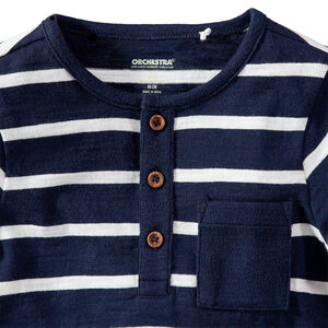 Camiseta de manga larga de rayas con bolsillo y cuello con botones 