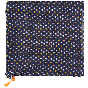 Turbante de viscosa vaporosa con lunares de colores y pompones 