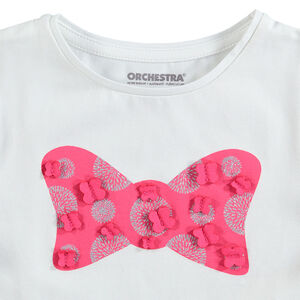 Camiseta de manga corta con dibujo estampado y detalles de relieve  Main Camiseta de manga corta con dibujo estampado y detalles de relieve
