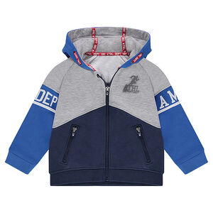 Chaqueta de felpa con capucha con estampados y bolsillos con cremallera 