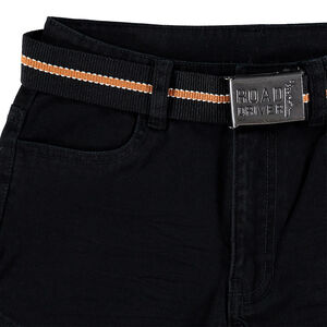 Pantalón de sarga y corte slim con cinturón extraíble 