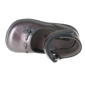 Babies gris métallisé en cuir avec lanière et fleur 