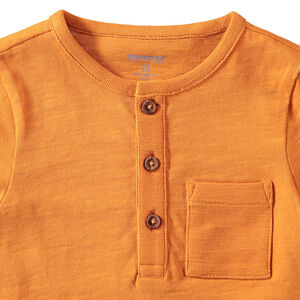 Camiseta con manga larga de punto slub y bolsillo tipo parche 