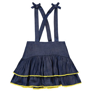 Vestido tipo pichi con volantes de cambray con galones con pompones  Main Vestido tipo pichi con volantes de cambray con galones con pompones