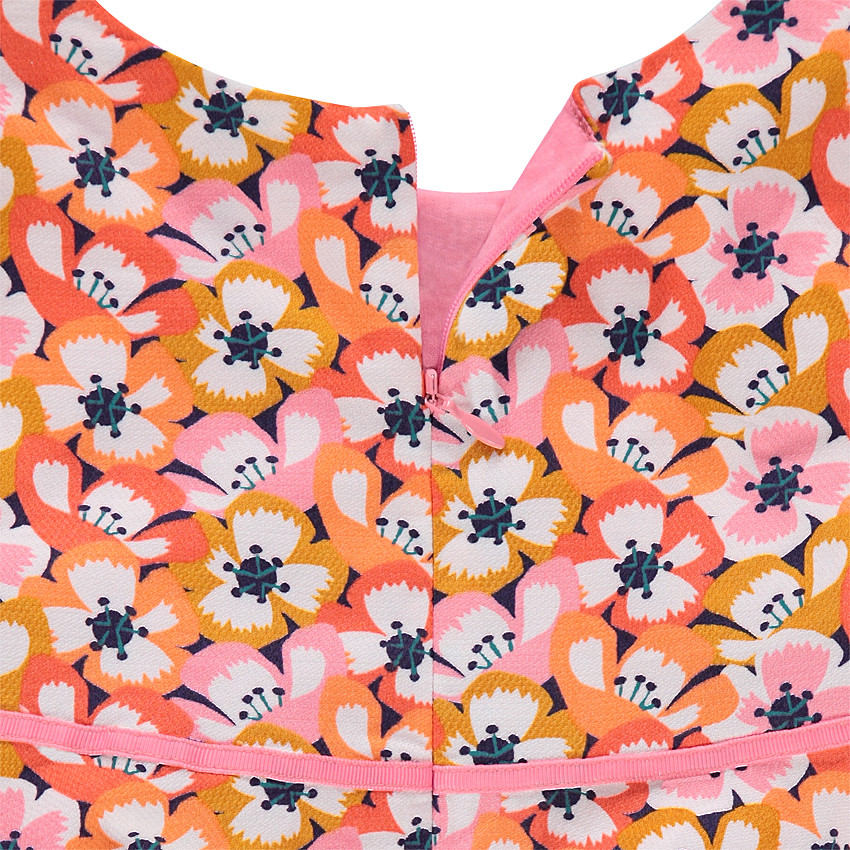 Vestido con manga 3/4 con volantes y estampado de flores all-over  Additional Vestido con manga 3/4 con volantes y estampado de flores all-over