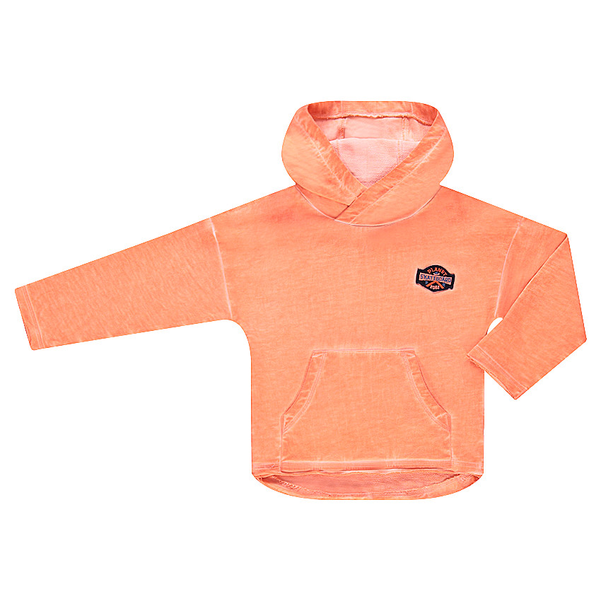 Sudadera con capucha de felpa teñida con parche cosido y forma de escudo 