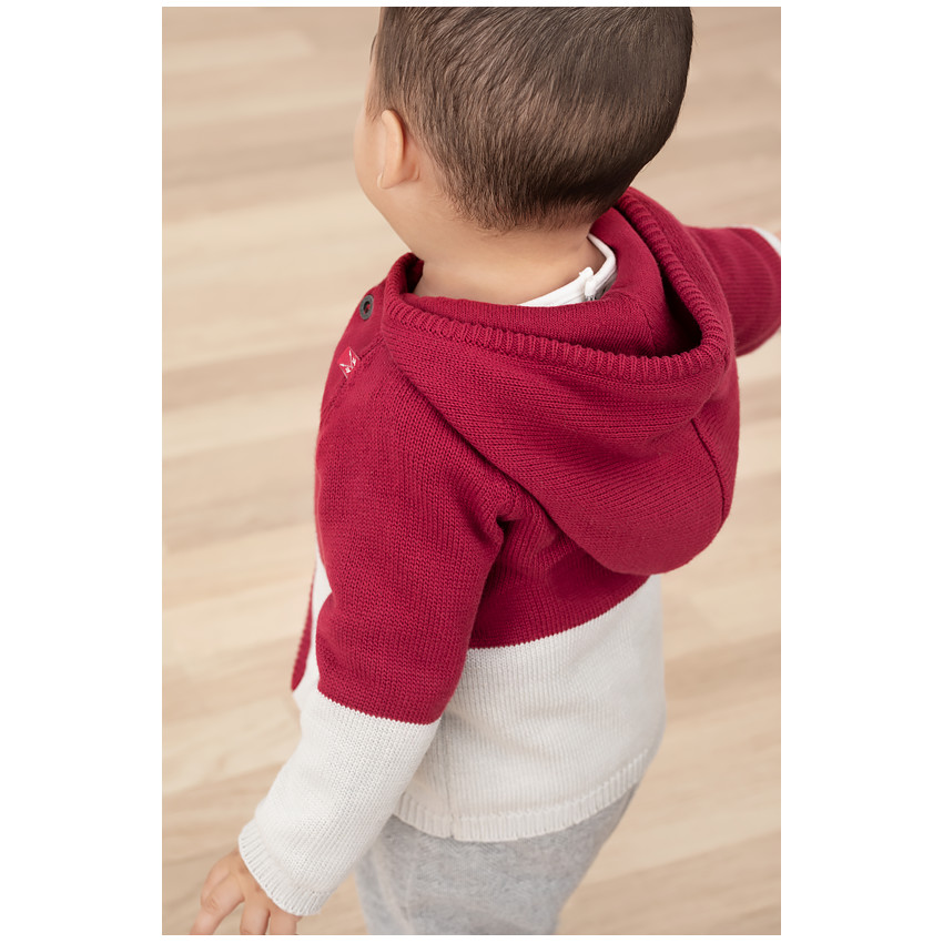 Chaqueta de punto bicolor con doble botón 