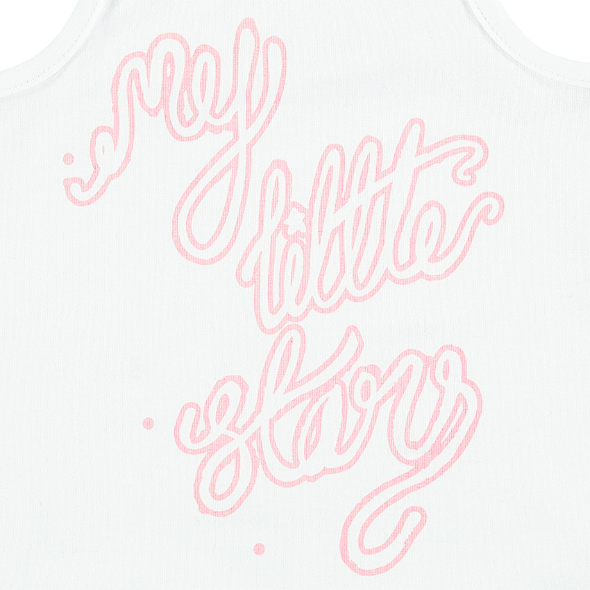 Camiseta con mensaje de fantasía 
