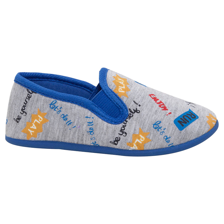 Zapatillas bajas de punto con textos estampados  Additional Zapatillas bajas de punto con textos estampados