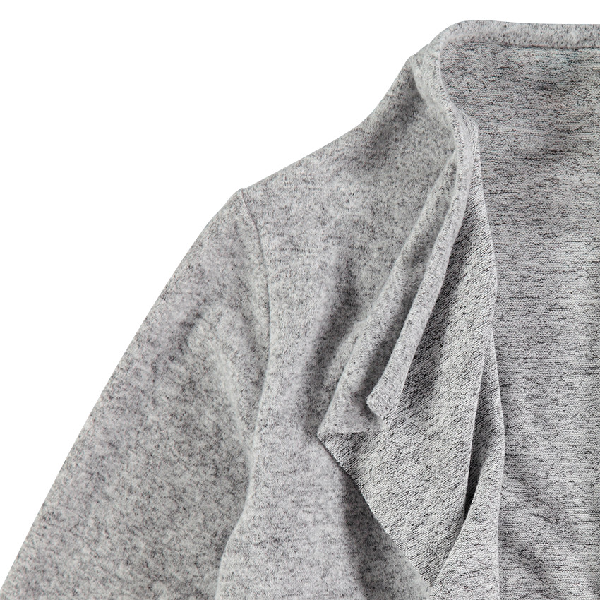 Chaqueta de punto gris jaspeado con solapas de fantasía 