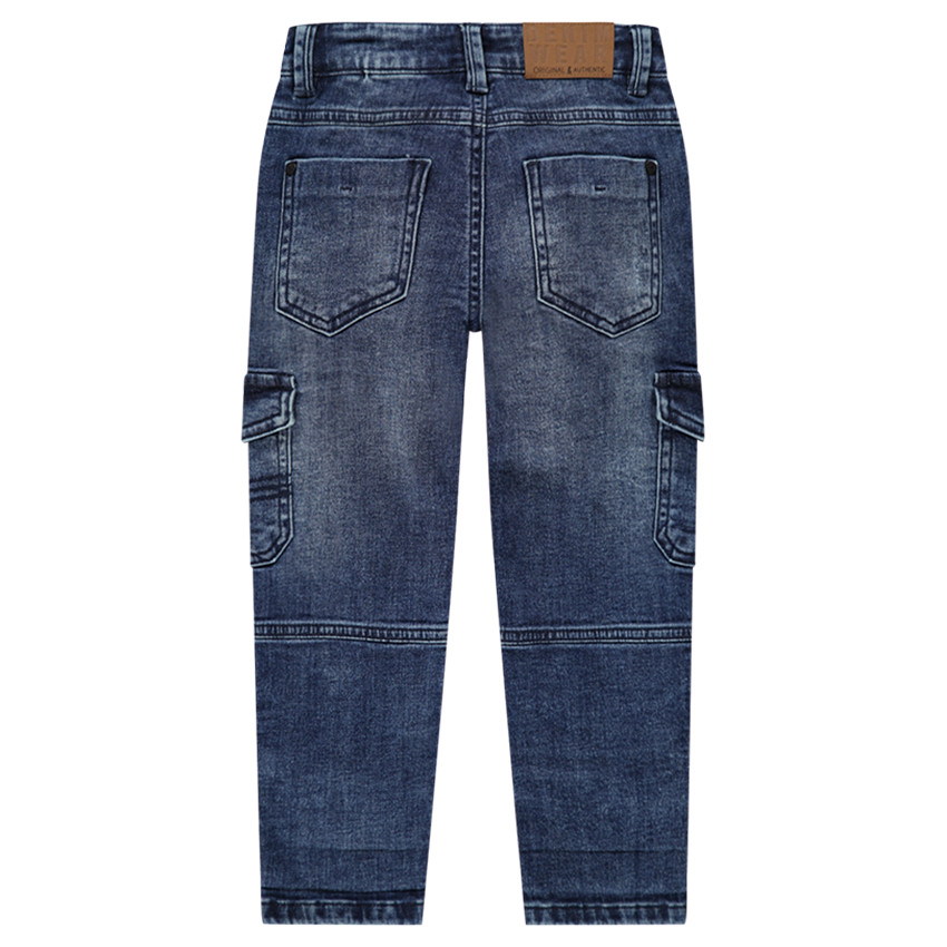 Vaqueros de efecto desgastado y arrugado con amplios bolsillos 