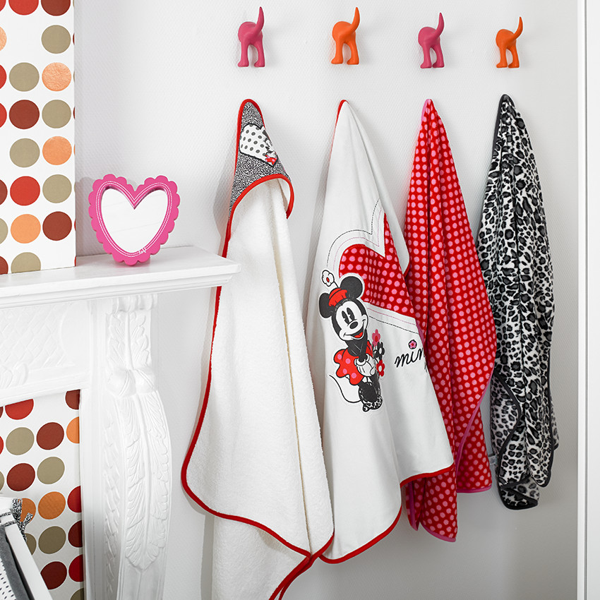 Cobija de tela sherpa estampado de puntos 