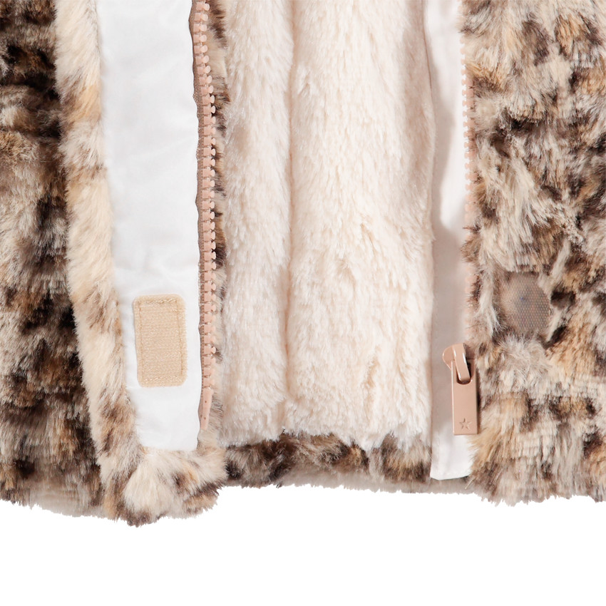 Abrigo de pelo sintético de leopardo con orejas en la capucha  Additional Abrigo de pelo sintético de leopardo con orejas en la capucha