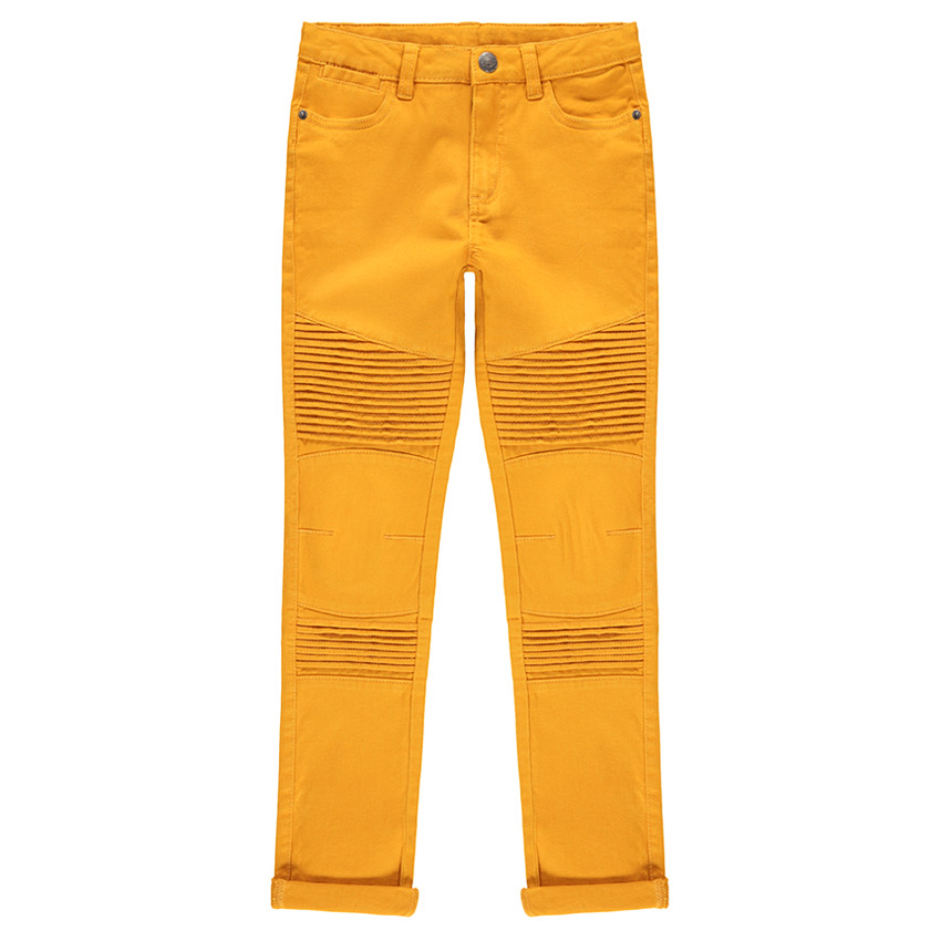 Júnior - Pantalón de sarga teñida con juego de pliegues y pespuntes 