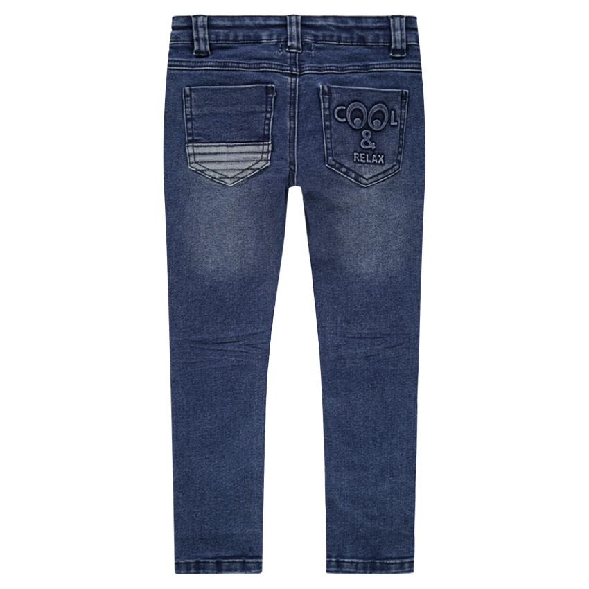 Vaqueros slim con efecto desgastado y arrugado con parche y estampado  