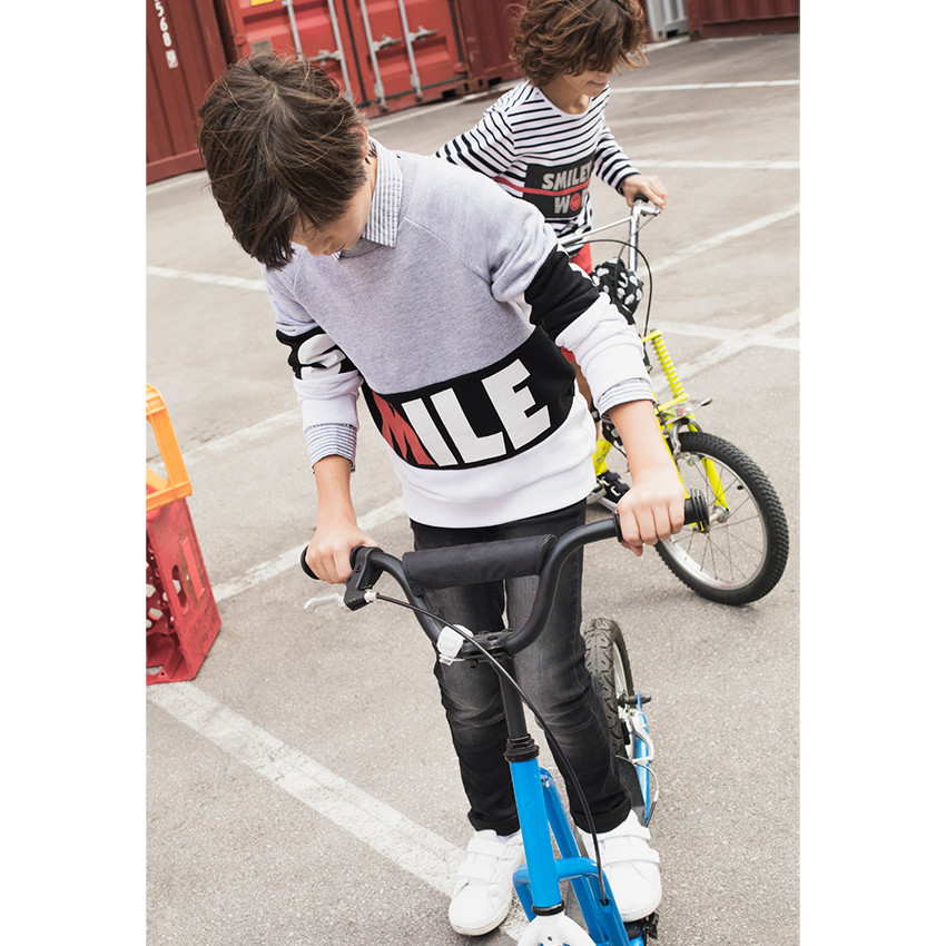 Júnior - Vaqueros de efecto desgastado y arrugado con bolsillo cerillero 