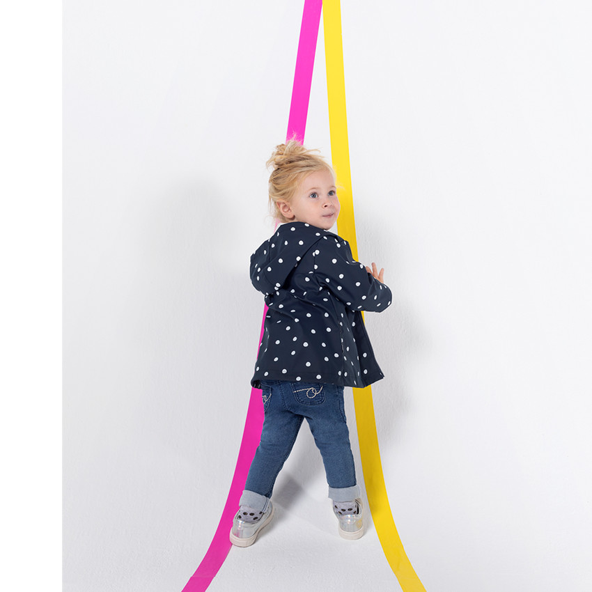 Jegging de efecto desgastado con remaches de fantasía 