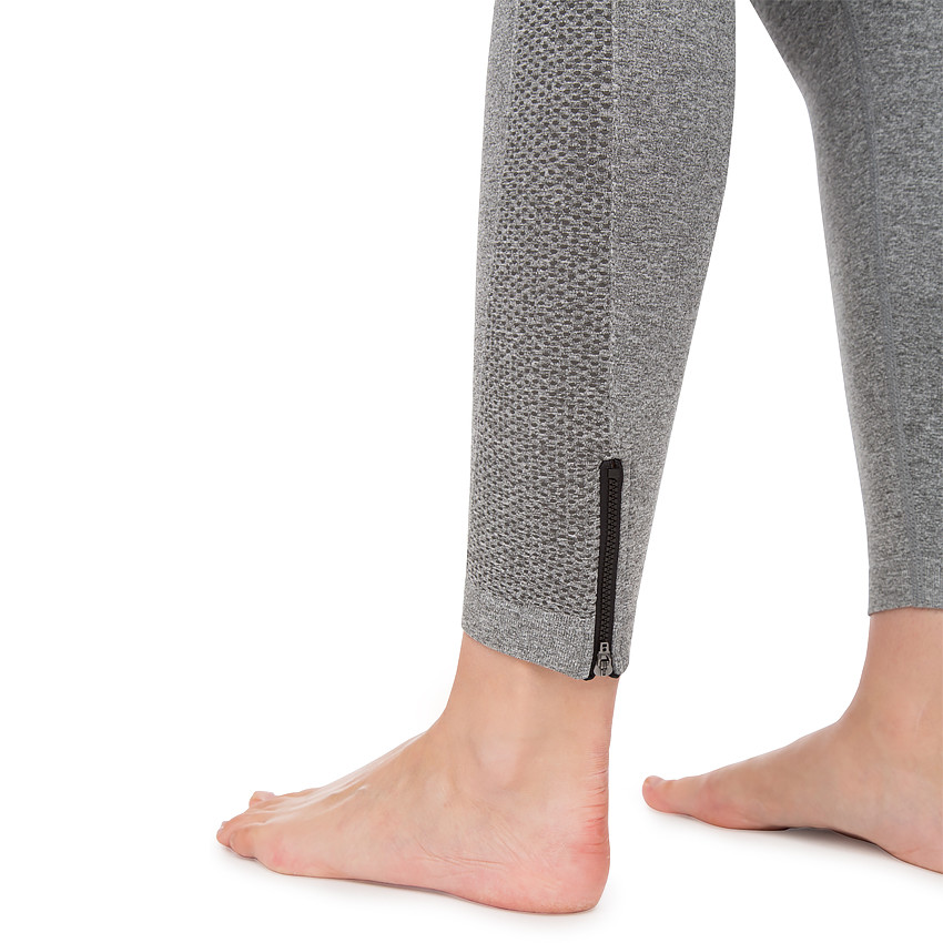 Leggings deportivos adaptados al embarazo 