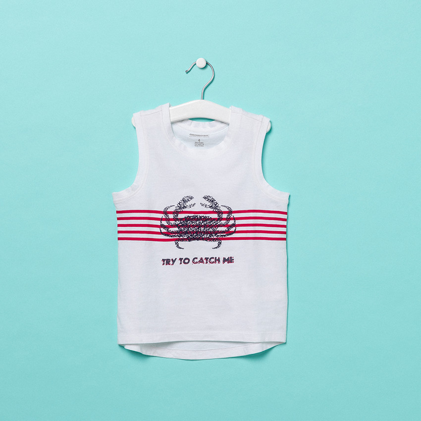 Camiseta de algodón con dibujo de fantasía sobre fondo de rayas 