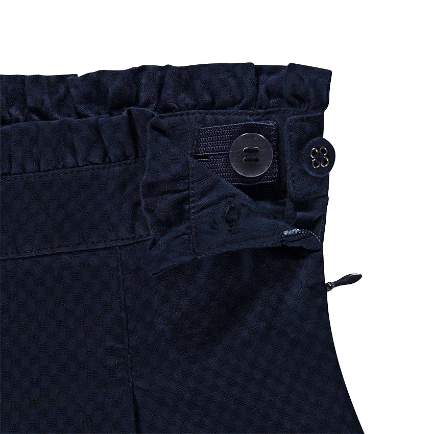 Pantalón amplio de tela  