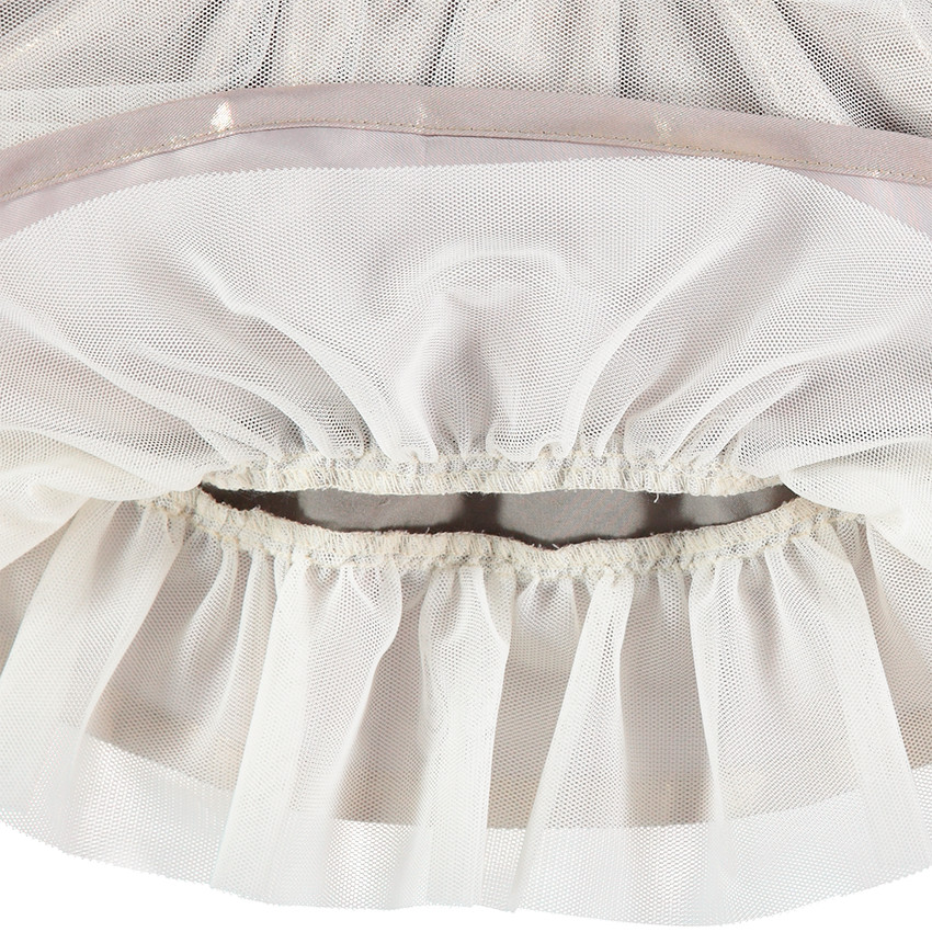 Falda brillante con volantes de tul con cintura dorada 